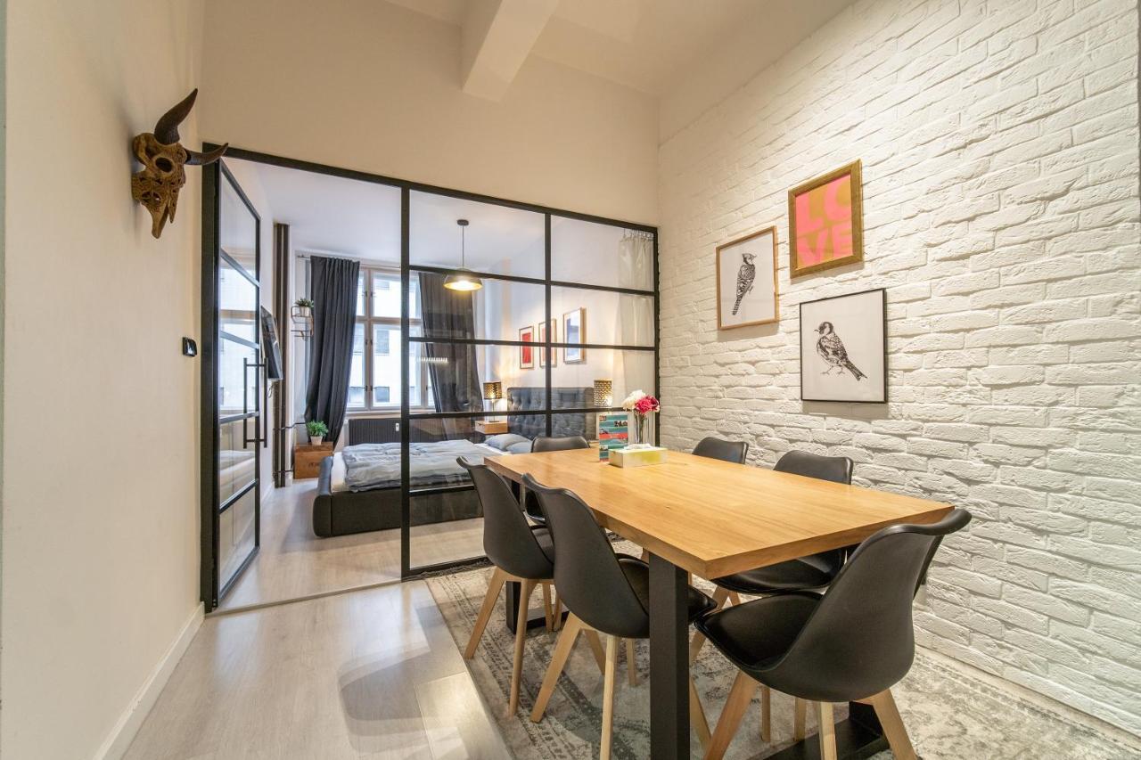 Sunny Central Apartment On Wenceslas Square By Easybnb Prague Extérieur photo